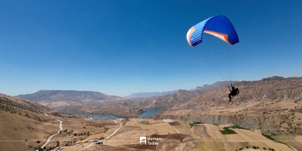 Young Paragliders Soar Above Halabja to Showcase Kurdistan’s Natural Beauty